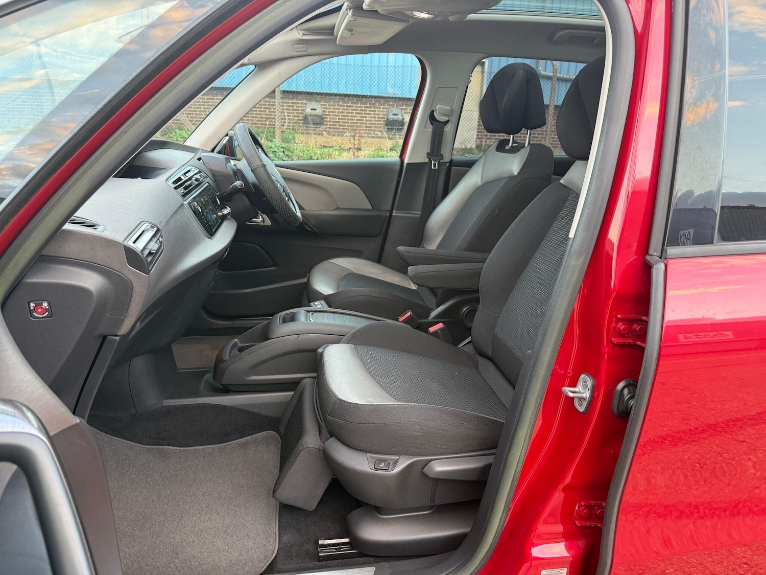 Used Citroen C4 Grand Picasso 2014 for sale - 76083653: Photo 13