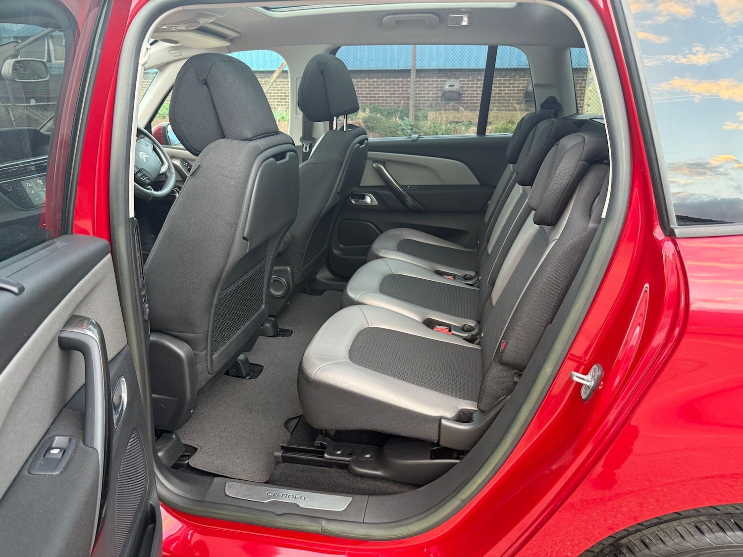 Used Citroen C4 Grand Picasso 2014 for sale - 76083653: Photo 15