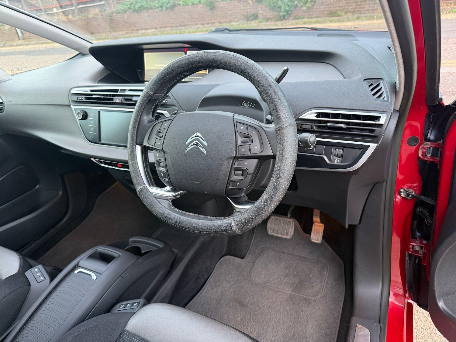 Used Citroen C4 Grand Picasso 2014 for sale - 76083653: Photo 24