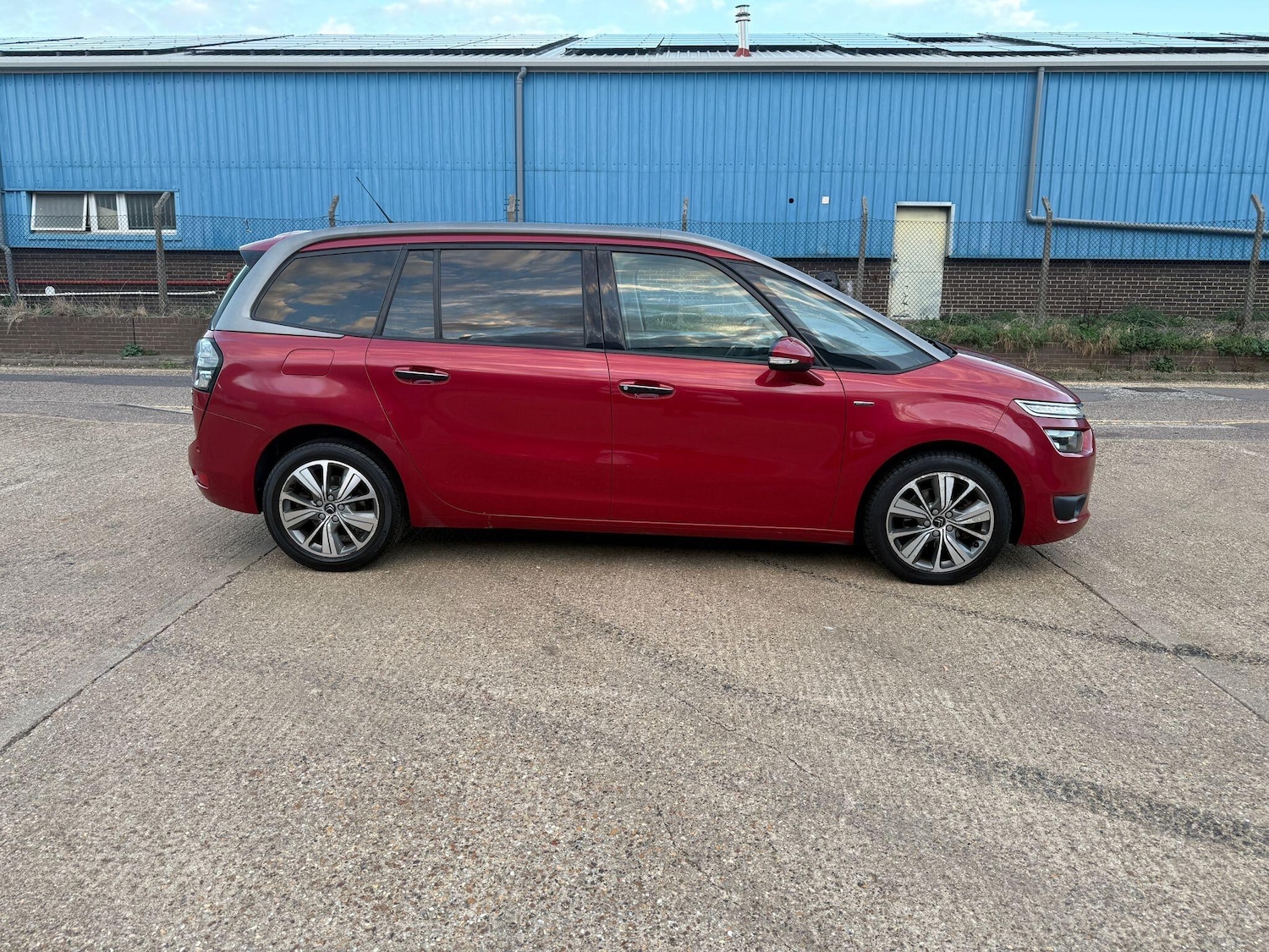 Used Citroen C4 Grand Picasso 2014 for sale - 76083653: Photo 8