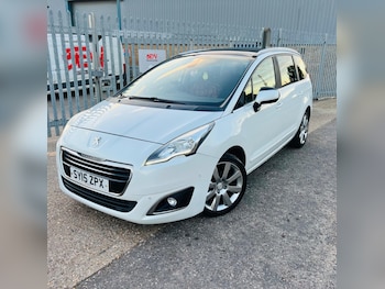Used Peugeot 5008 2015 for sale - 78728540: Photo