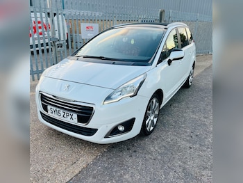 Used Peugeot 5008 2015 for sale - 78728540: Photo