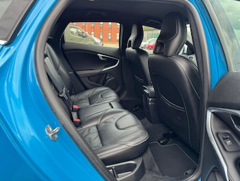 Used Volvo V40 2015 for sale - 78492440: Photo
