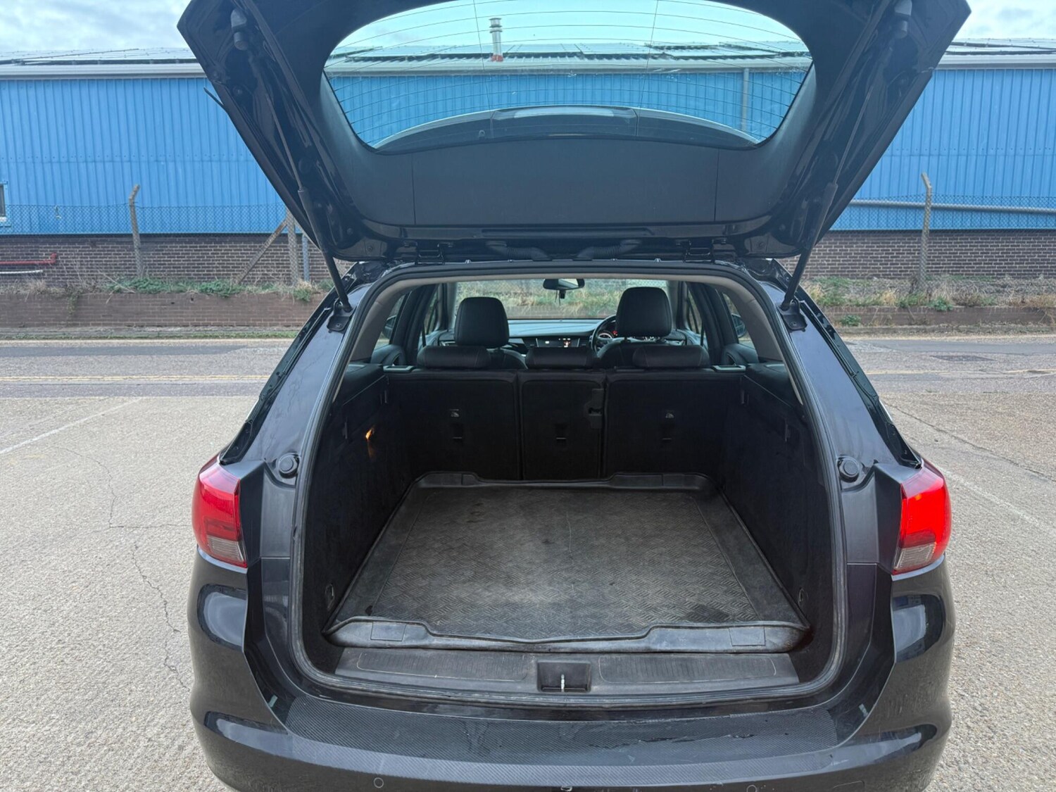 Used Vauxhall Astra 2017 for sale - 74788004: Photo 15