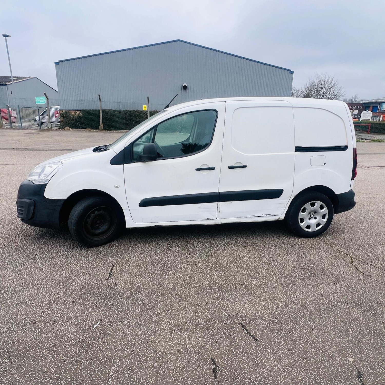 Used Peugeot Partner for sale - 77793735: Photo 4