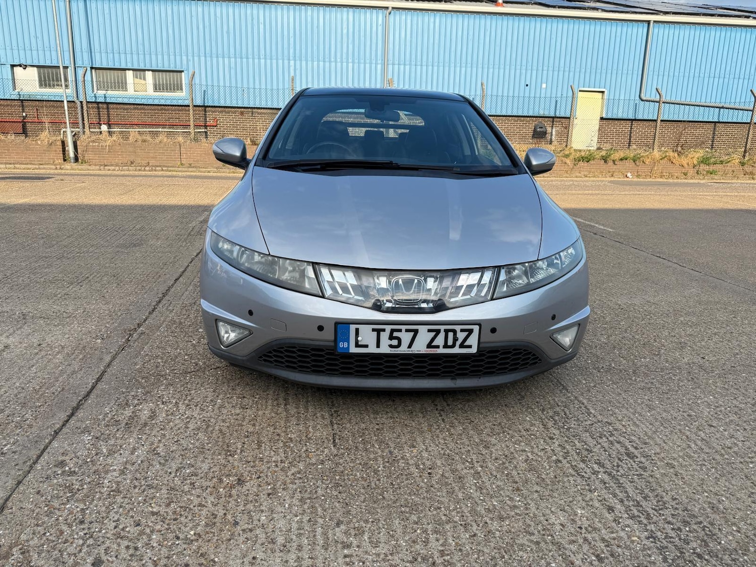 Used Honda Civic 2007 for sale - 76988836: Photo 2