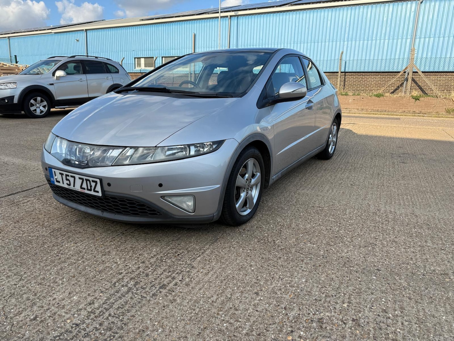 Used Honda Civic 2007 for sale - 76988836: Photo 3