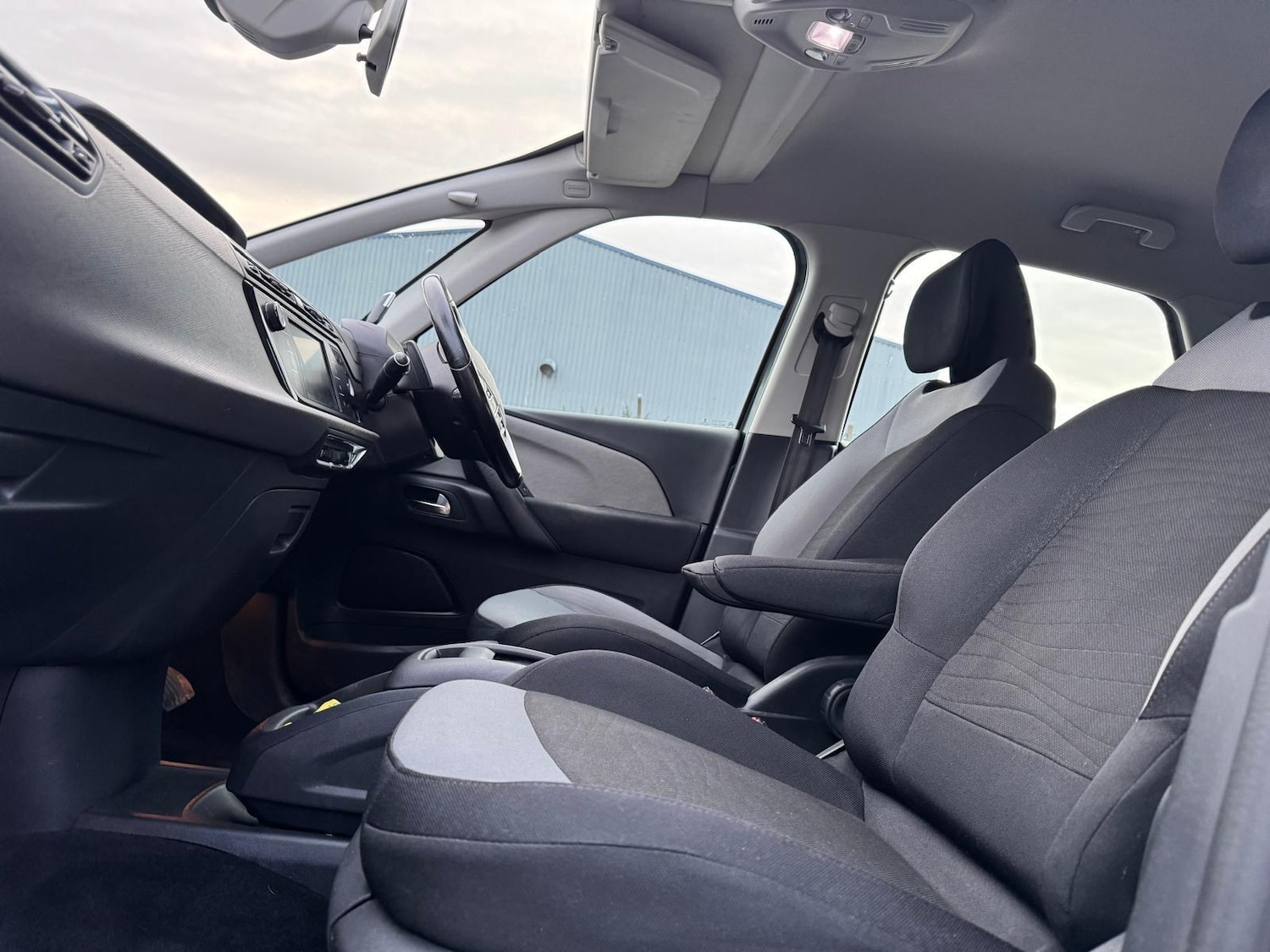 Used Citroen C4 Picasso 2015 for sale - 76994924: Photo 11