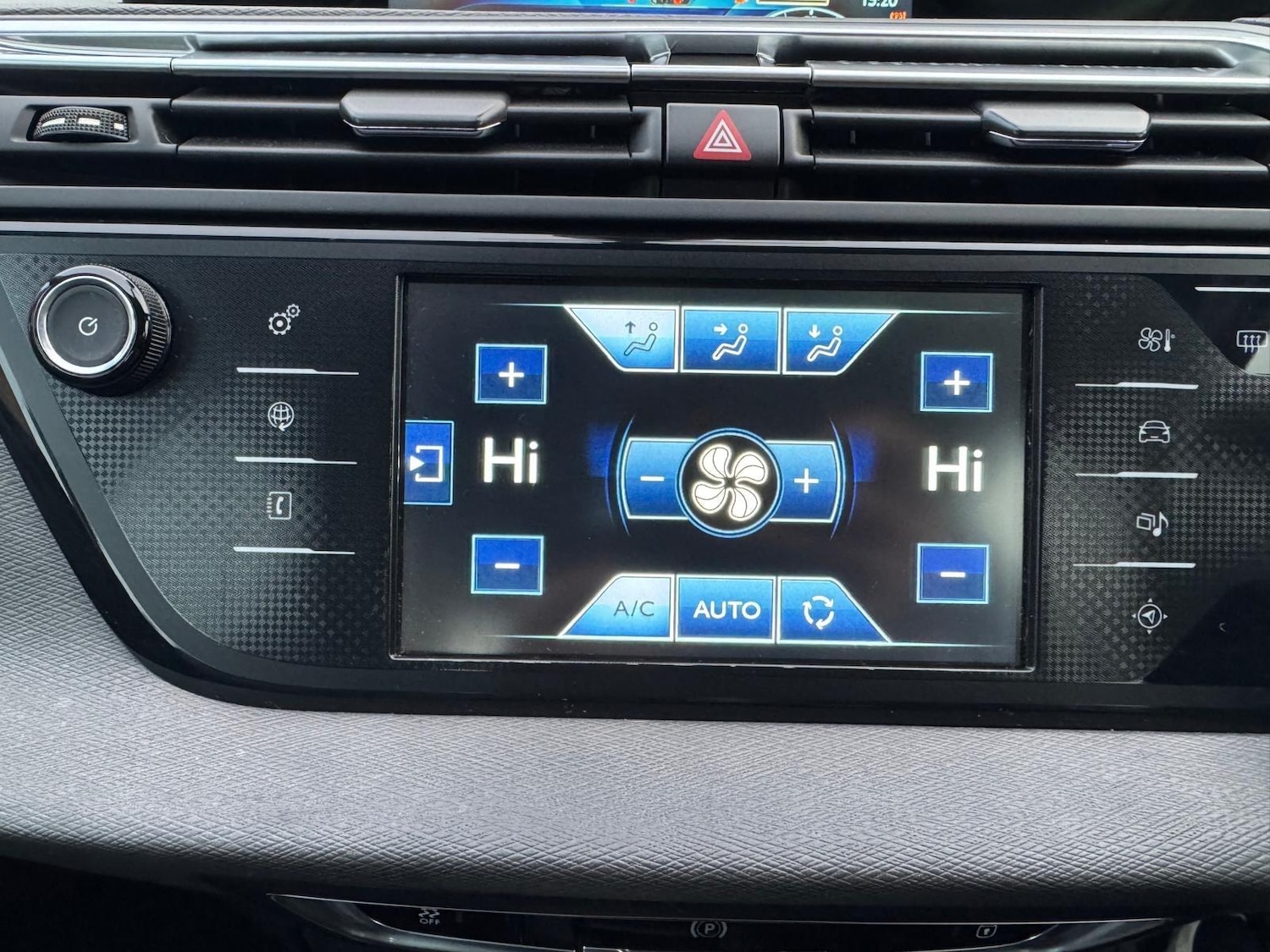 Used Citroen C4 Picasso 2015 for sale - 76994924: Photo 19