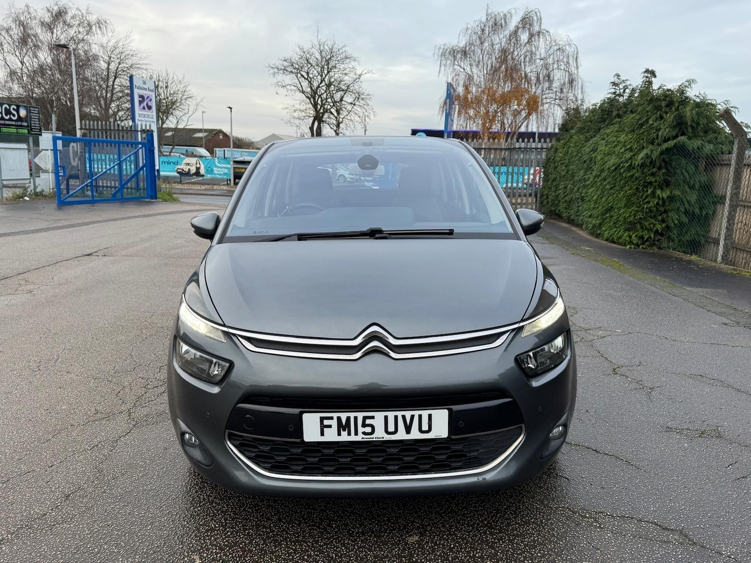 Used Citroen C4 Picasso 2015 for sale - 76994924: Photo 5