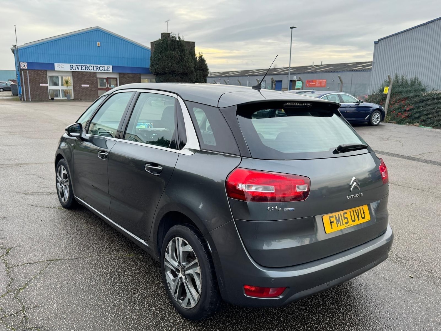 Used Citroen C4 Picasso 2015 for sale - 76994924: Photo 8