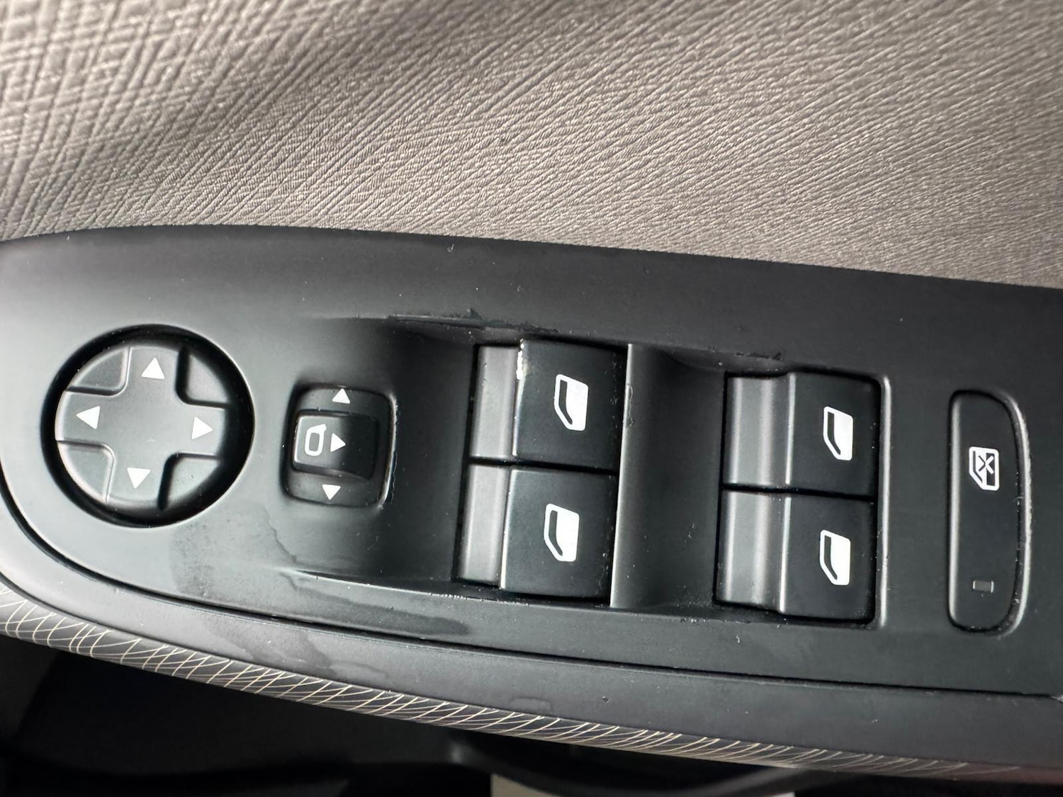 Used Citroen Grand C4 Picasso 2014 for sale - 77794049: Photo 15