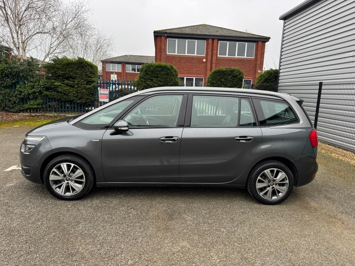 Used Citroen Grand C4 Picasso 2014 for sale - 77794049: Photo 21