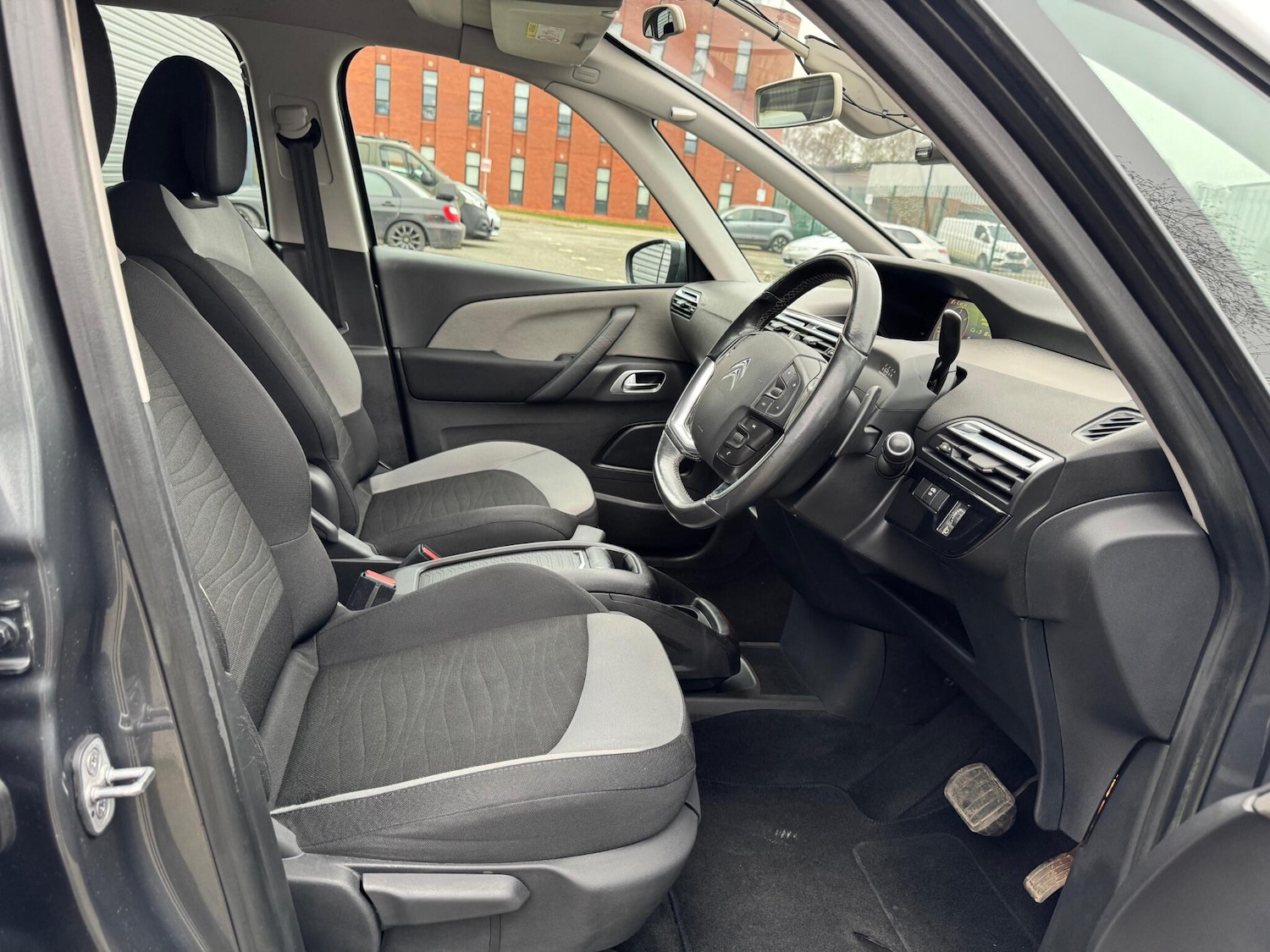 Used Citroen Grand C4 Picasso 2014 for sale - 77794049: Photo 37