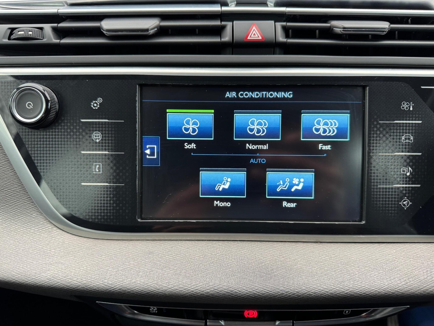 Used Citroen Grand C4 Picasso 2014 for sale - 77794049: Photo 42