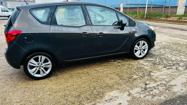 Used Vauxhall Meriva 2016 for sale - 74409041: Photo 6