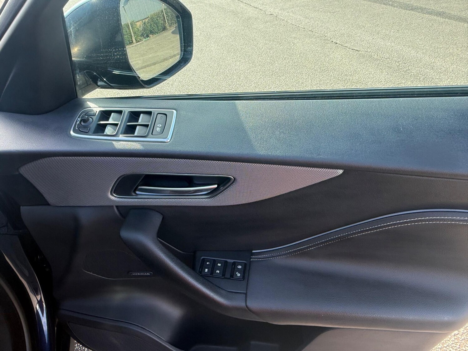 Used Jaguar F-Pace 2017 for sale - 77633383: Photo 16