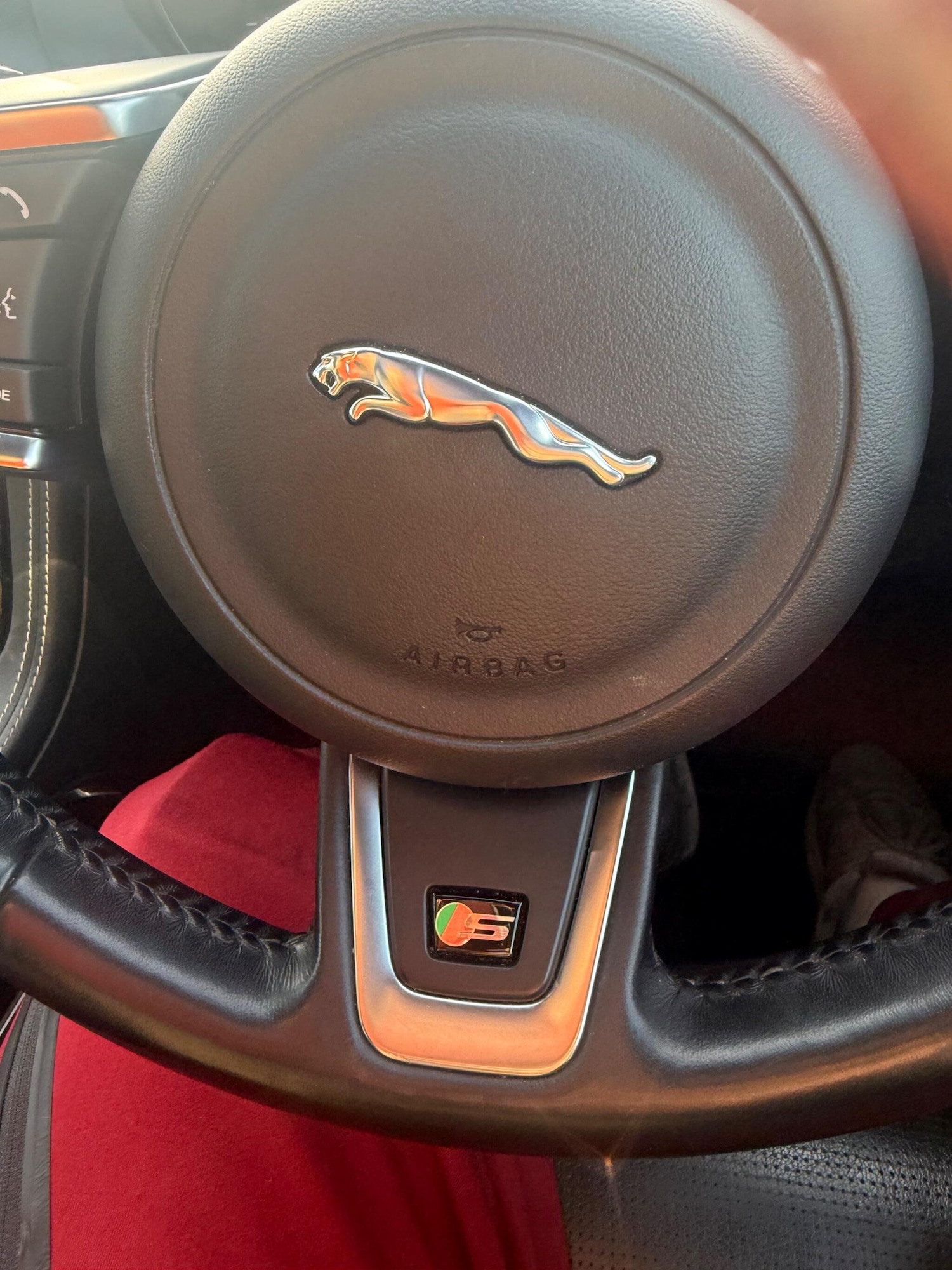 Used Jaguar F-Pace 2017 for sale - 77633383: Photo 24