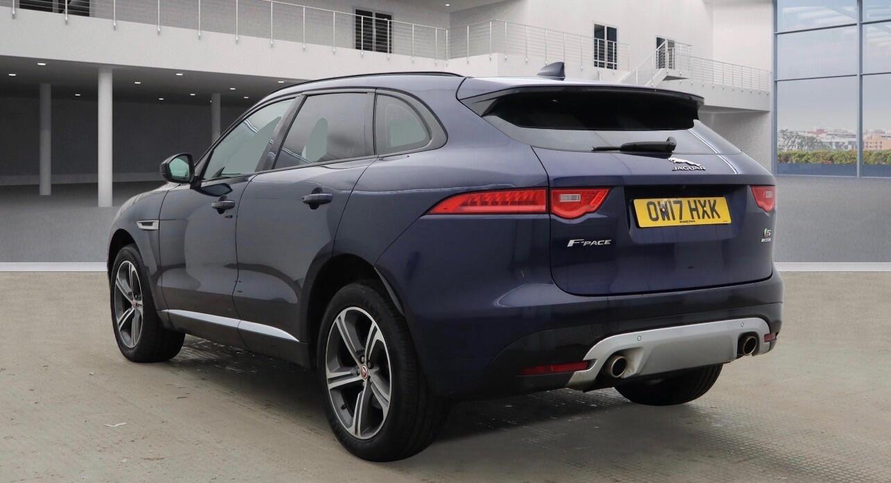 Used Jaguar F-Pace 2017 for sale - 77633383: Photo 4