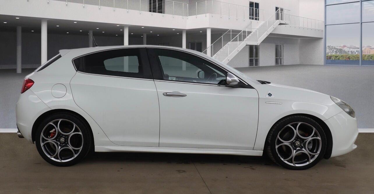 Used Alfa Romeo Giulietta 2012 for sale - 77695913: Photo 3