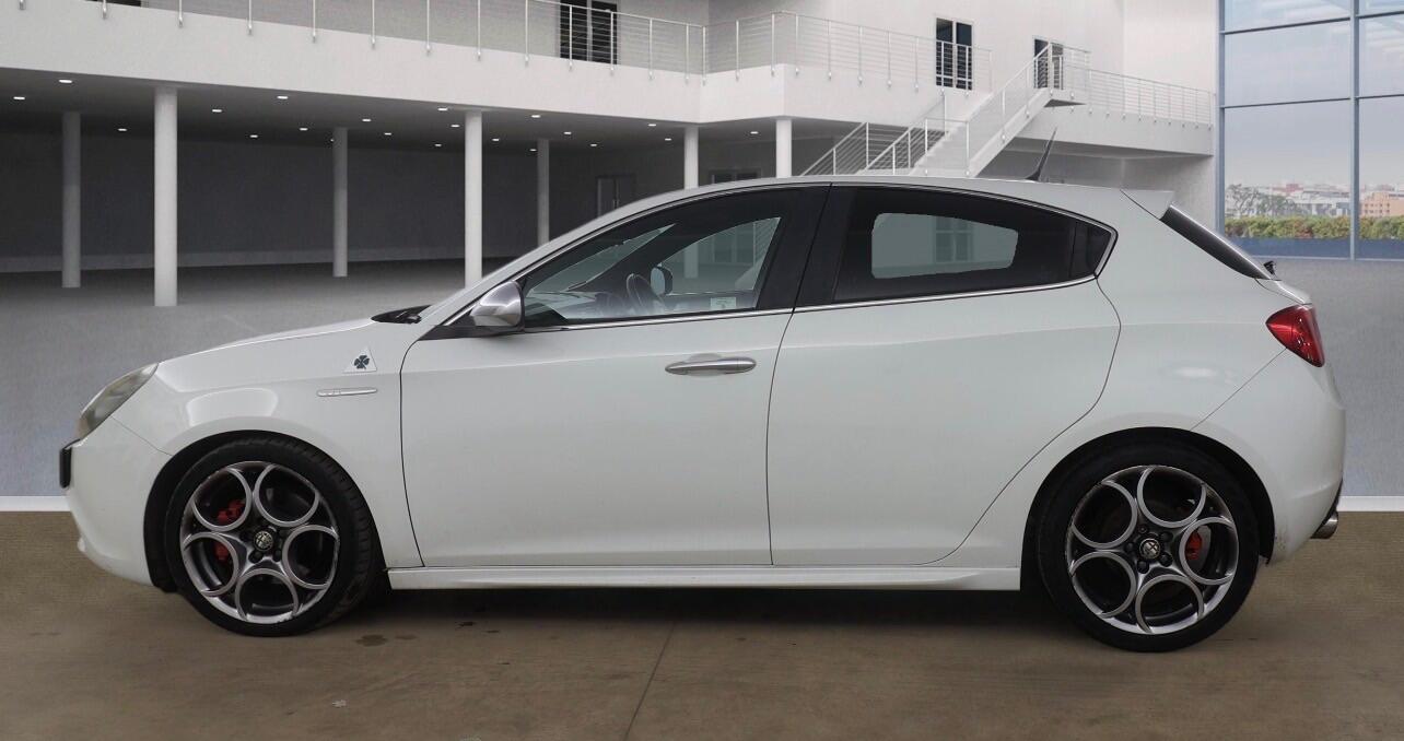 Used Alfa Romeo Giulietta 2012 for sale - 77695913: Photo 6