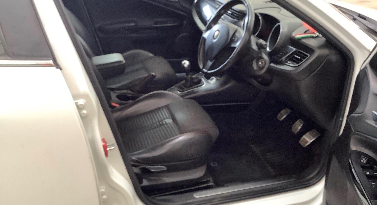 Used Alfa Romeo Giulietta 2012 for sale - 77695913: Photo 9