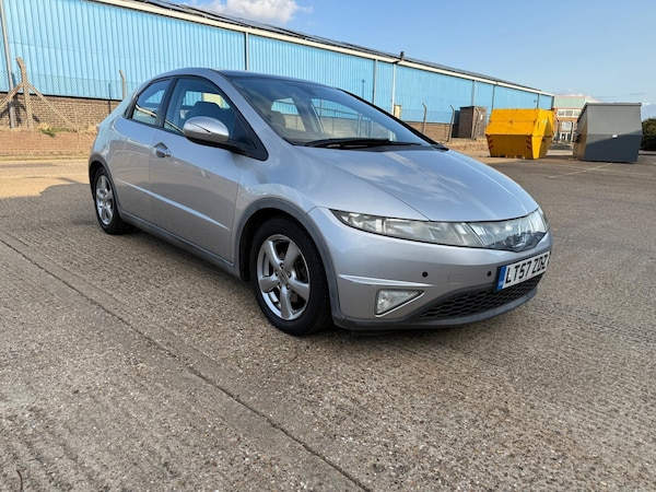 Used Honda Civic 2007 for sale - 75657407: Photo 1