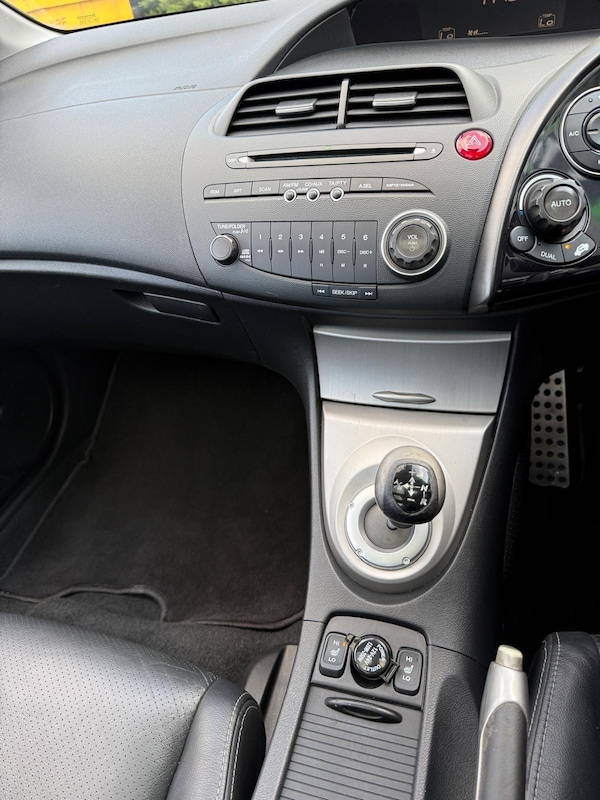 Used Honda Civic 2007 for sale - 75657407: Photo 21