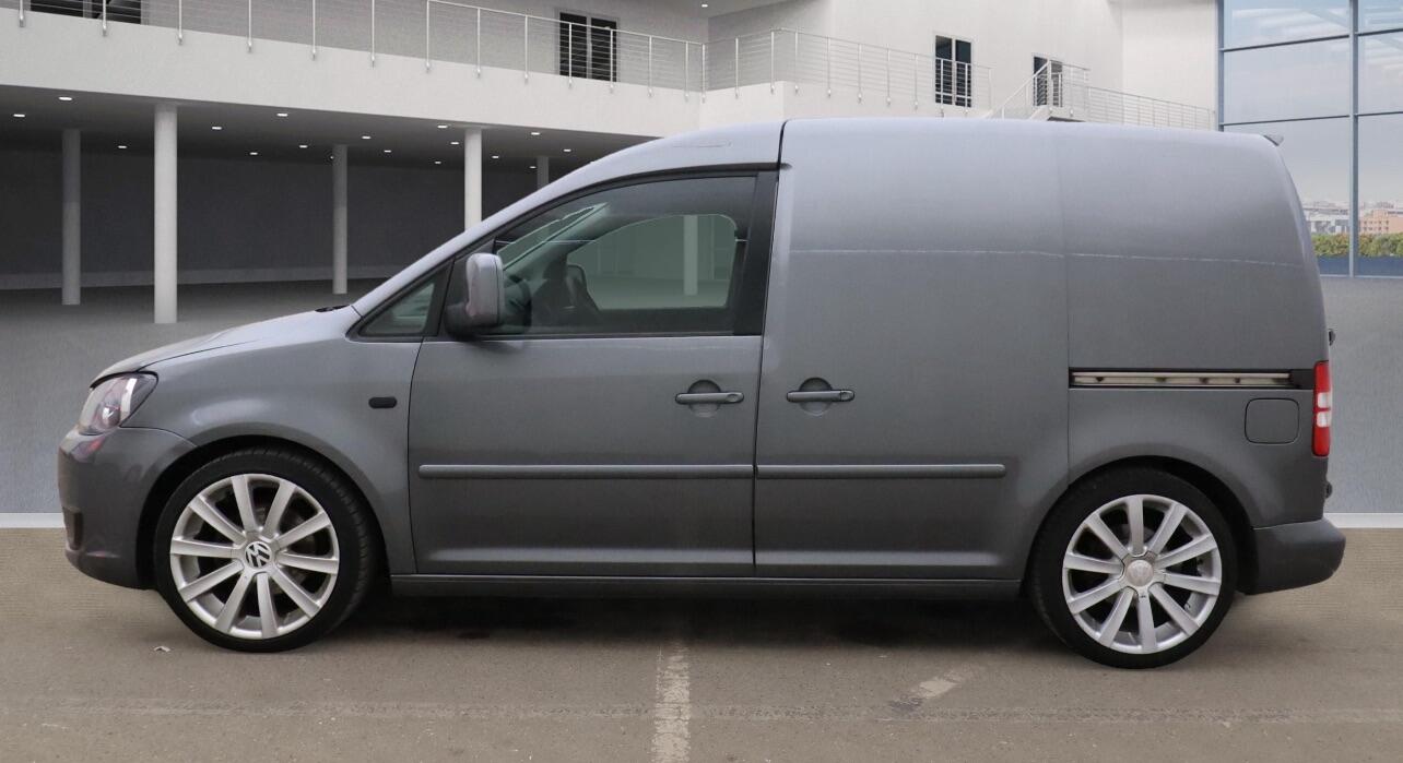 Used Volkswagen Caddy 2015 for sale - 76424230: Photo 4