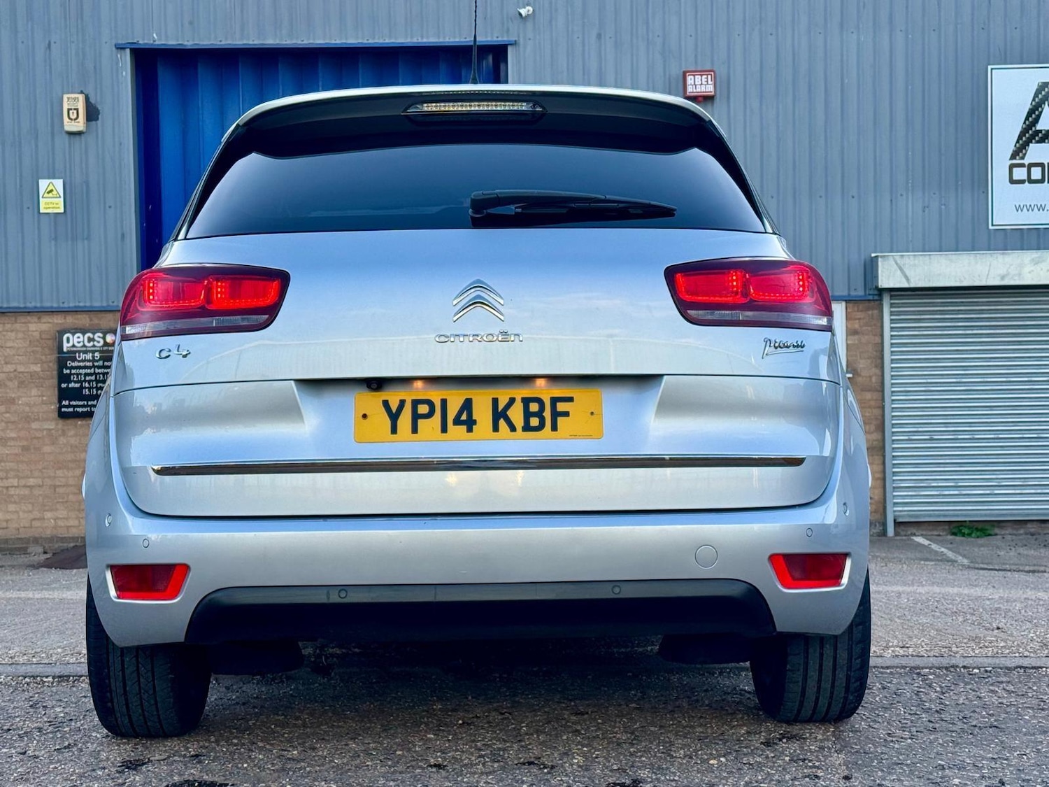 Used Citroen C4 Picasso 2014 for sale - 76993676: Photo 10