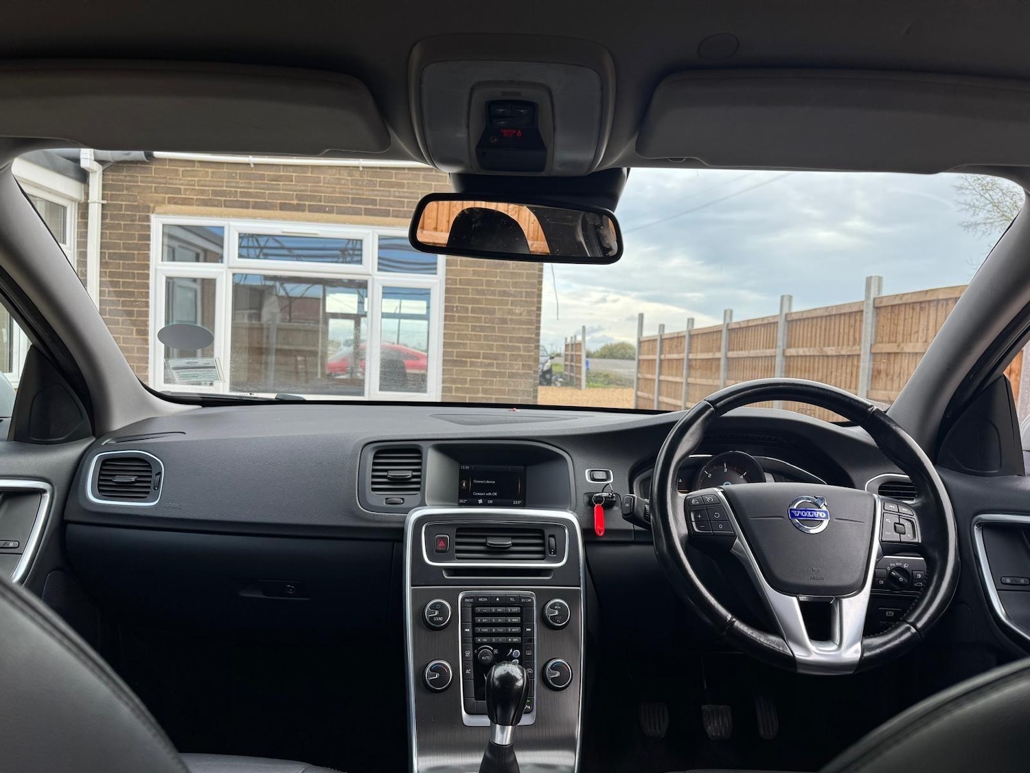 Used Volvo V60 2014 for sale - 76377197: Photo 20