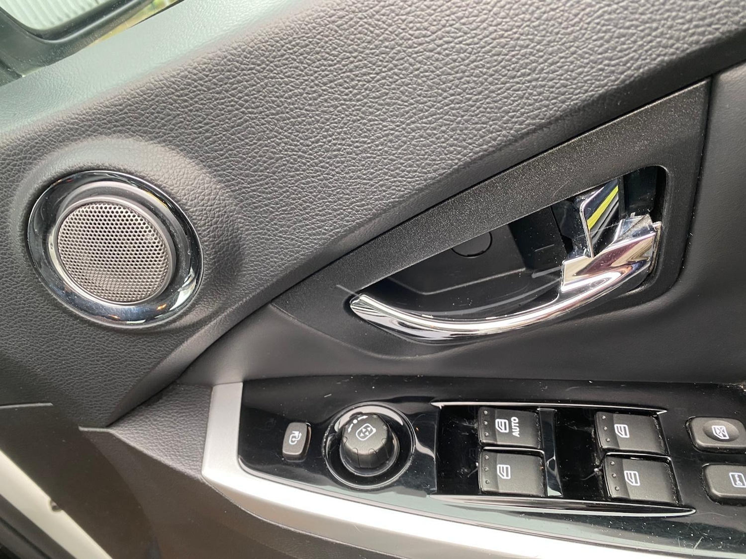 Used Ssangyong Korando 2017 for sale - 77203092: Photo 8