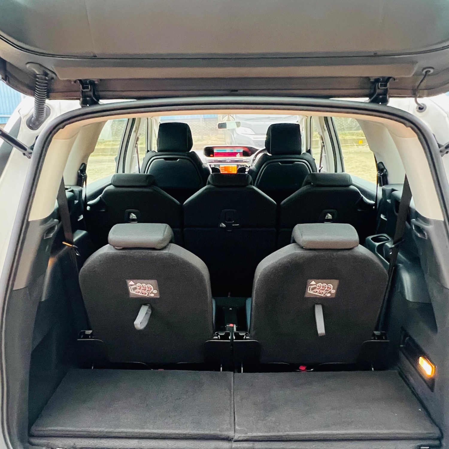 Used Citroen Grand C4 Picasso 2017 for sale - 77559131: Photo 10