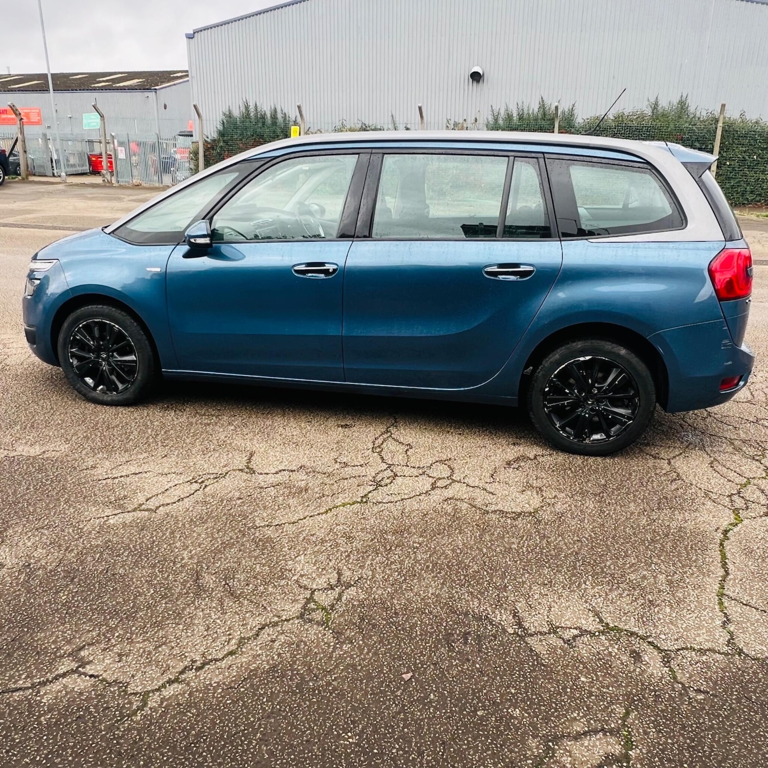 Used Citroen C4 Grand Picasso 2014 for sale - 76537669: Photo 10