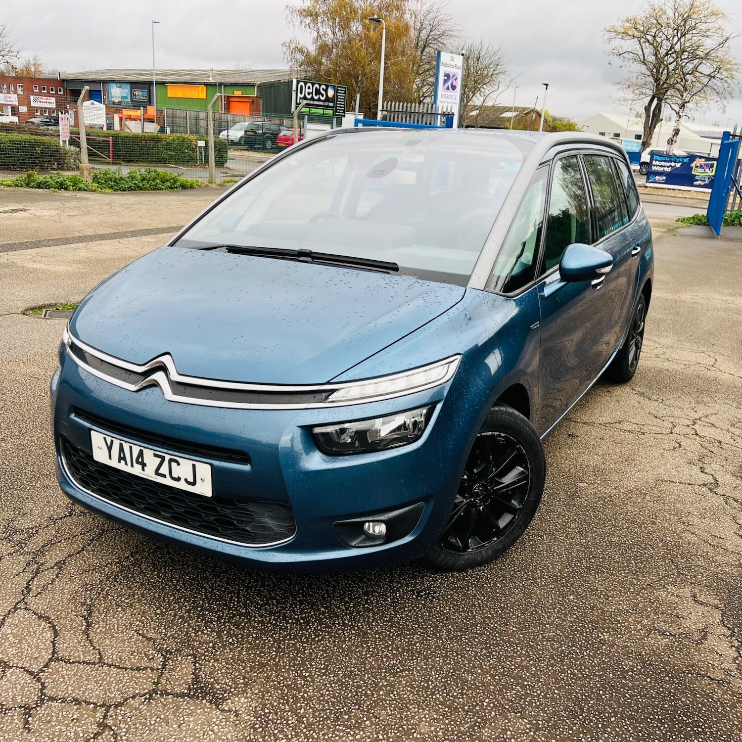 Used Citroen C4 Grand Picasso 2014 for sale - 76537669: Photo 2