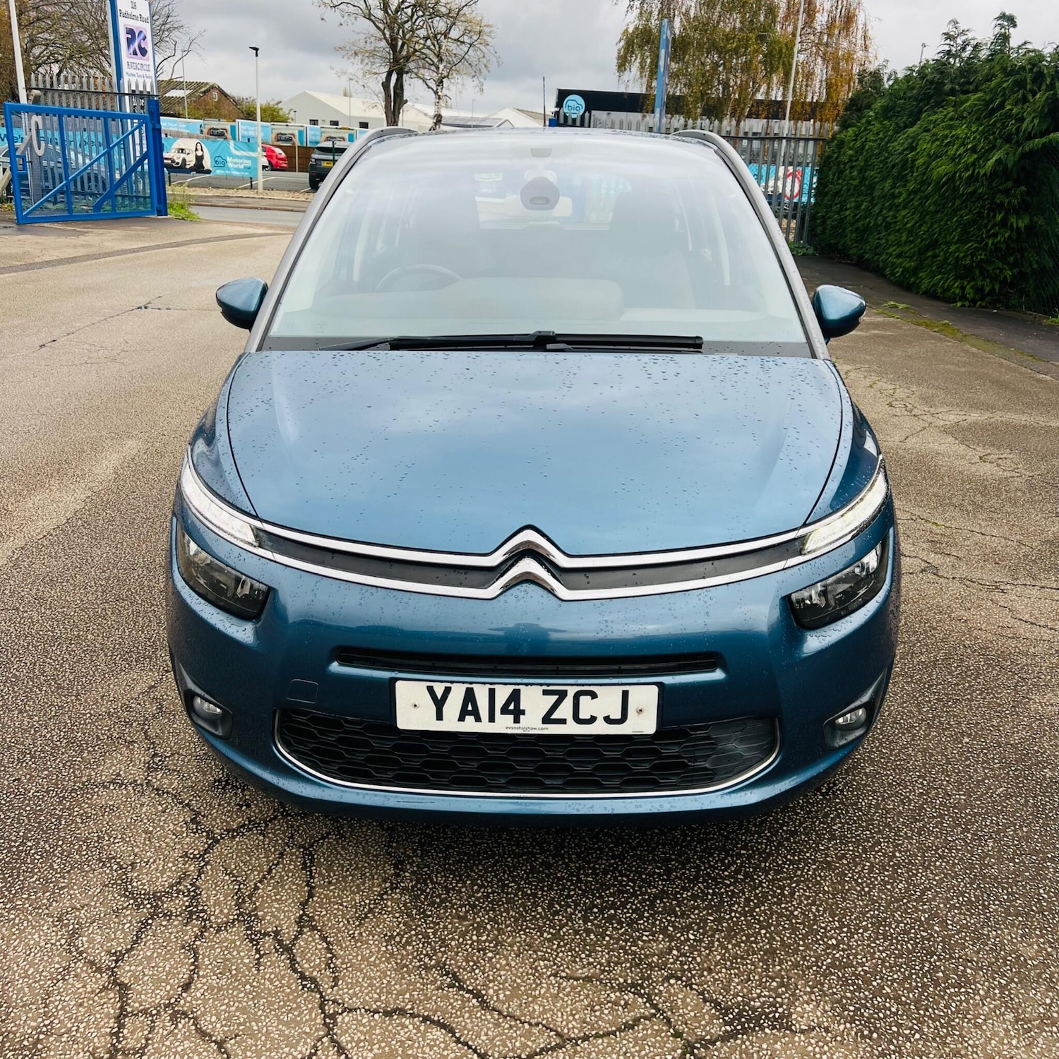 Used Citroen C4 Grand Picasso 2014 for sale - 76537669: Photo 3