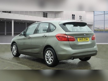 Used BMW 2 Series 2015 for sale - 77524612: Photo