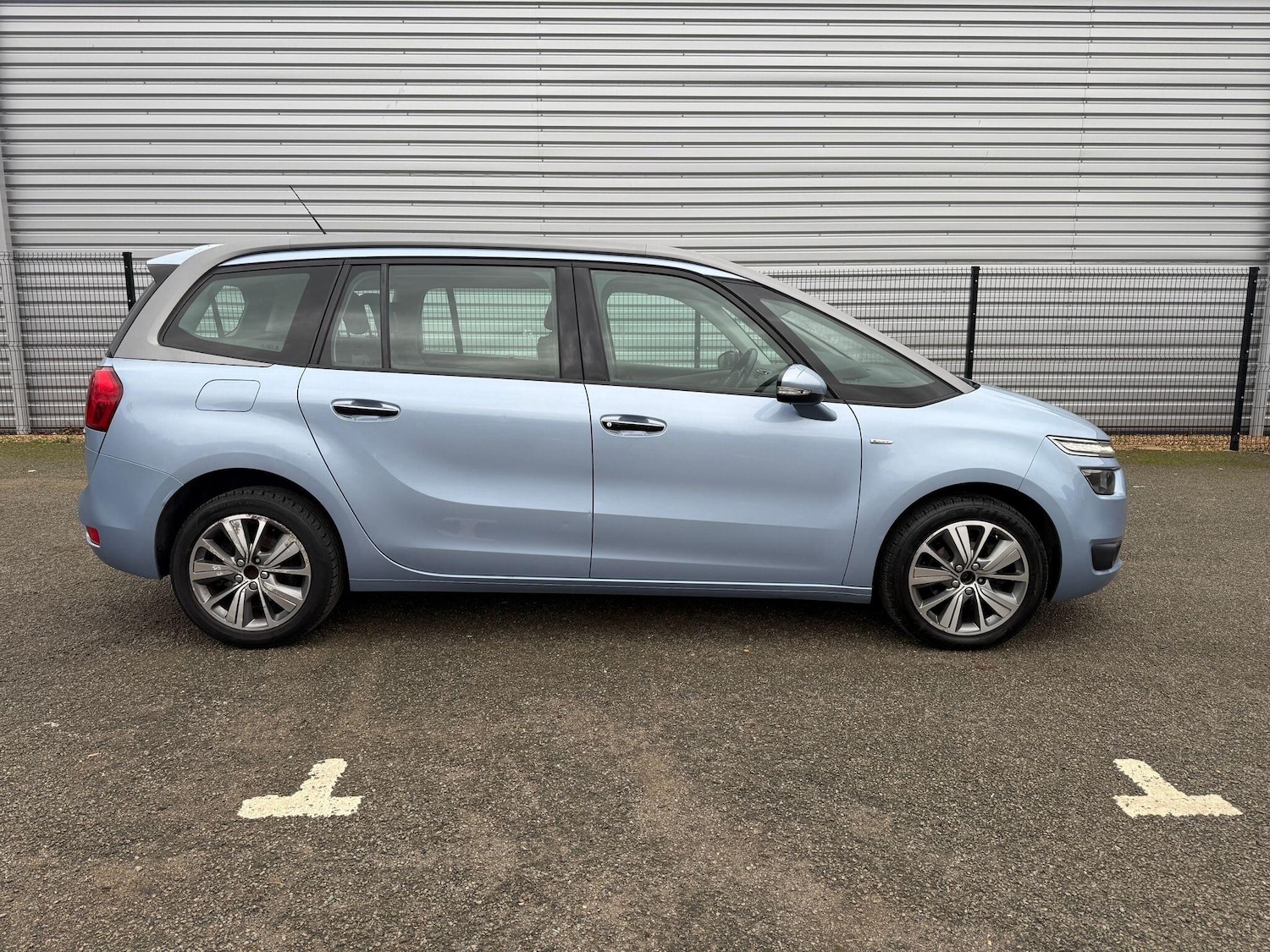 Used Citroen C4 Grand Picasso 2014 for sale - 76936726: Photo 16