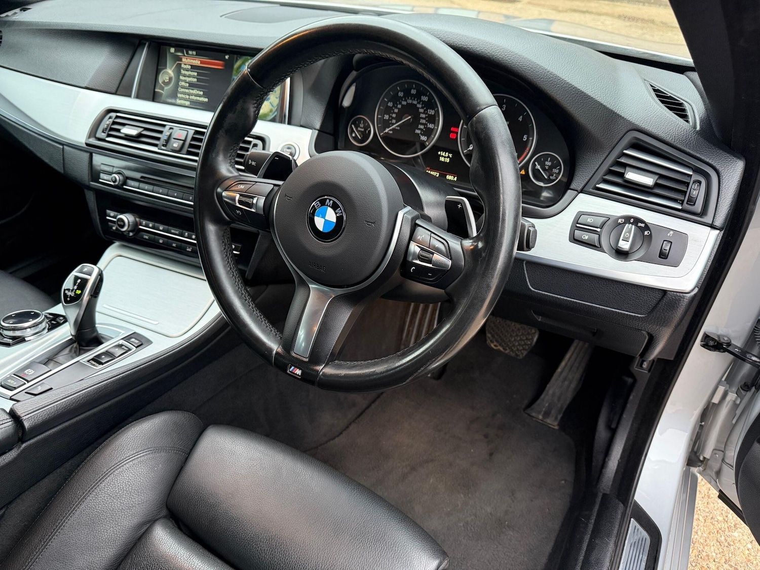 Used BMW 5 Series 2013 for sale - 76307391: Photo 6