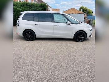 Used Citroen Grand C4 Picasso 2016 for sale - 79049130: Photo