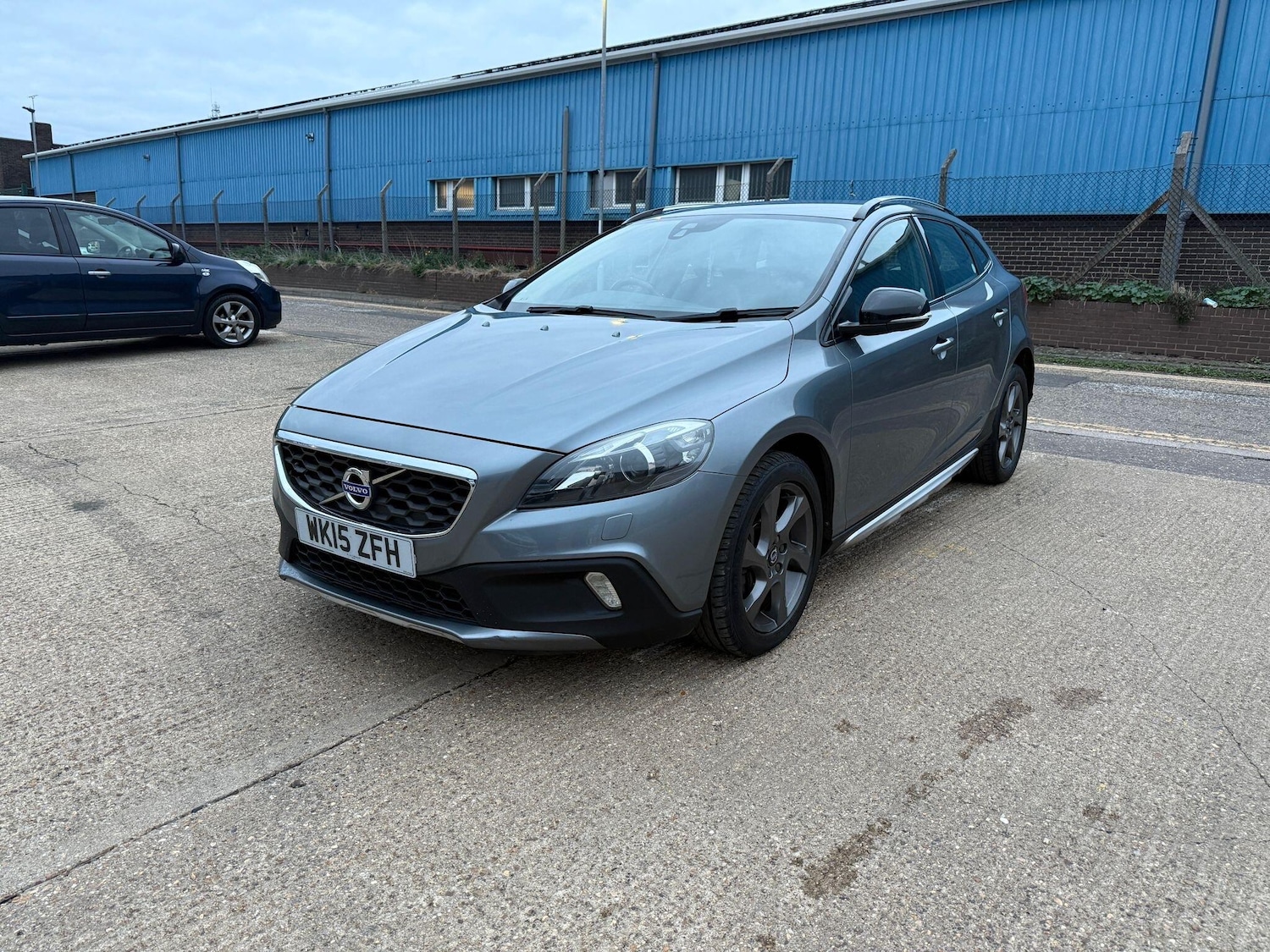 Used Volvo V40 2015 for sale - 76539065: Photo 14