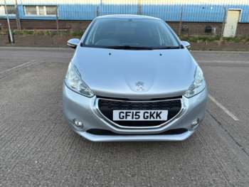 Used Peugeot 208 2015 for sale - 74408165: Photo
