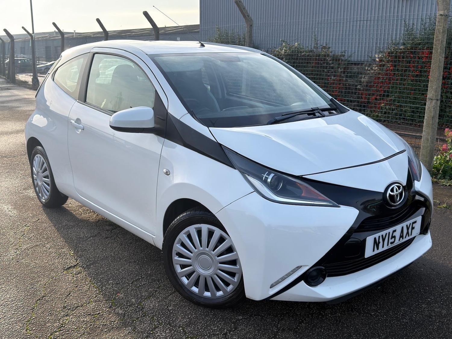Used Toyota AYGO 2015 for sale - 77040364: Photo 3