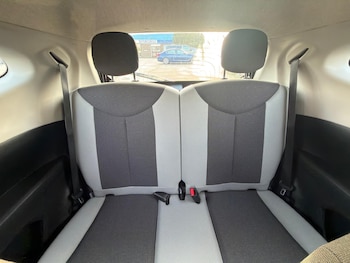 Used Toyota AYGO 2015 for sale - 77040364: Photo