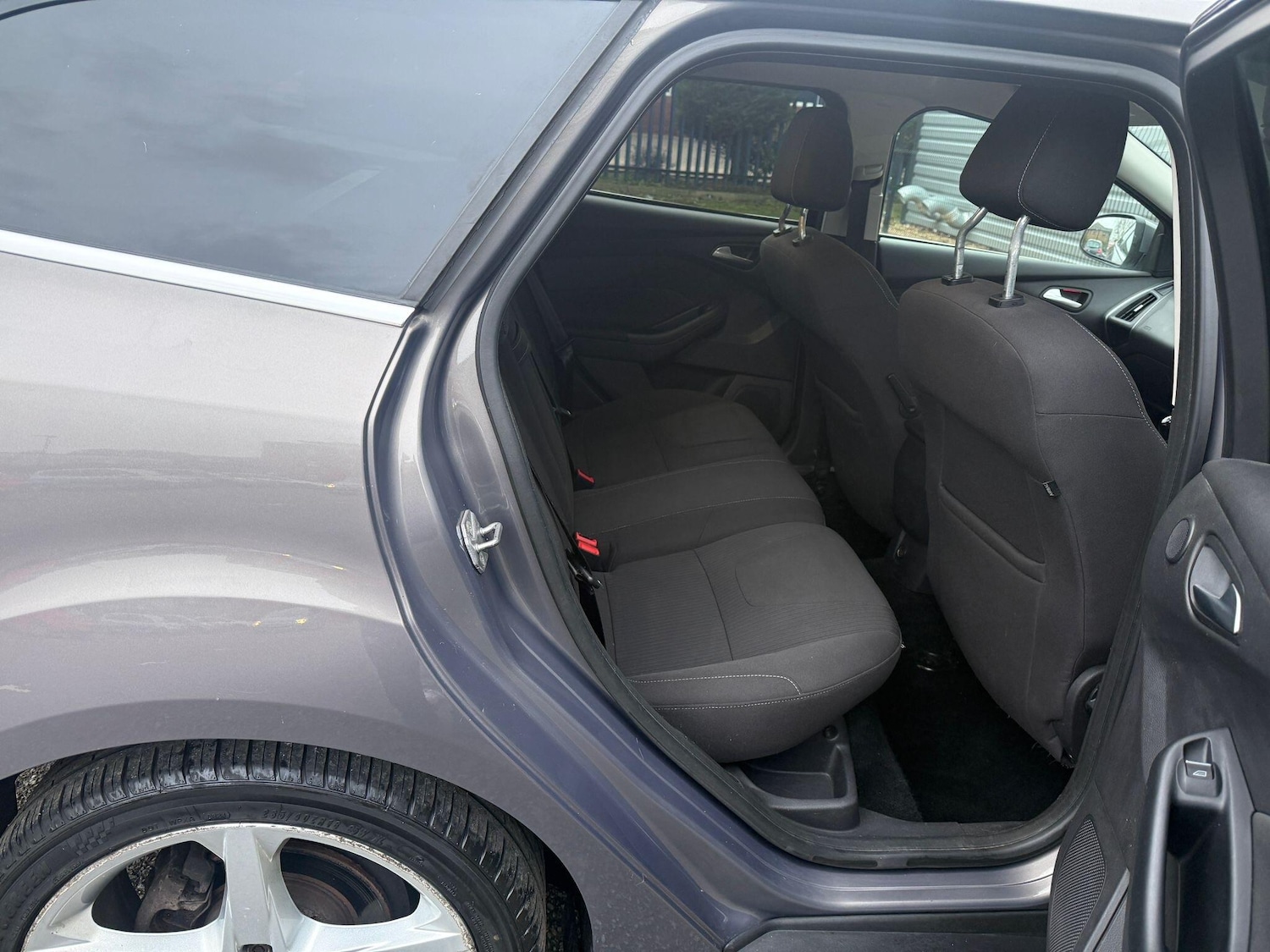 Used Ford Focus 2011 for sale - 77478700: Photo 14