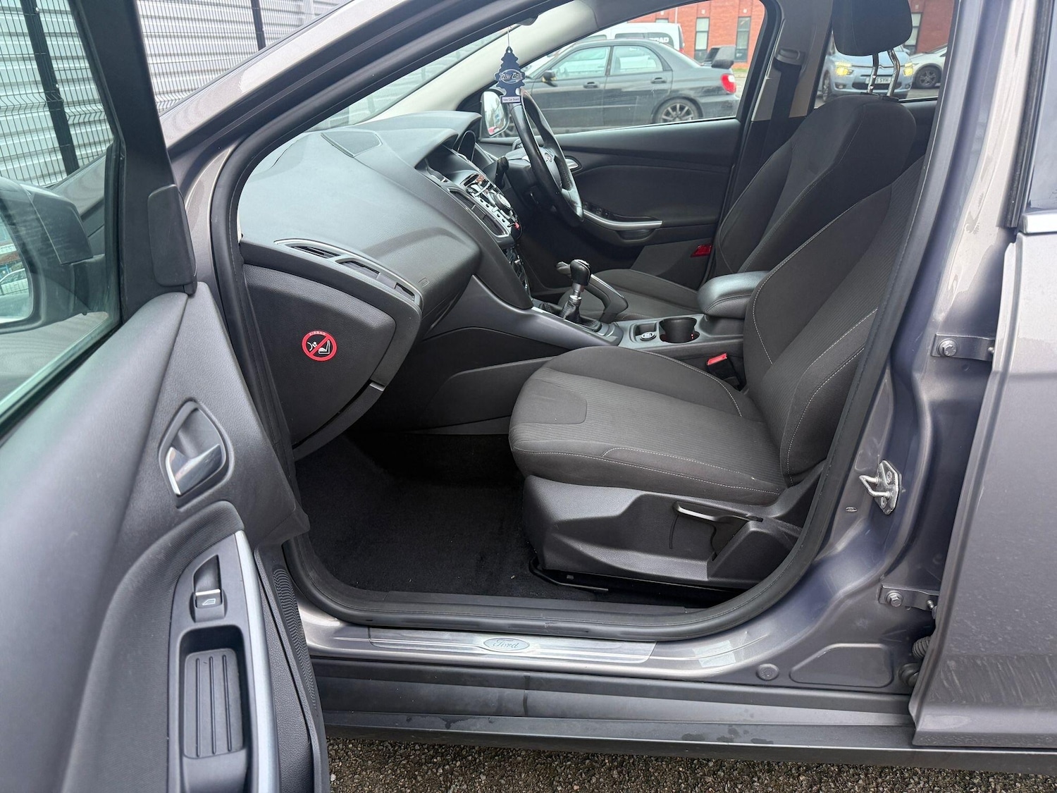 Used Ford Focus 2011 for sale - 77478700: Photo 9