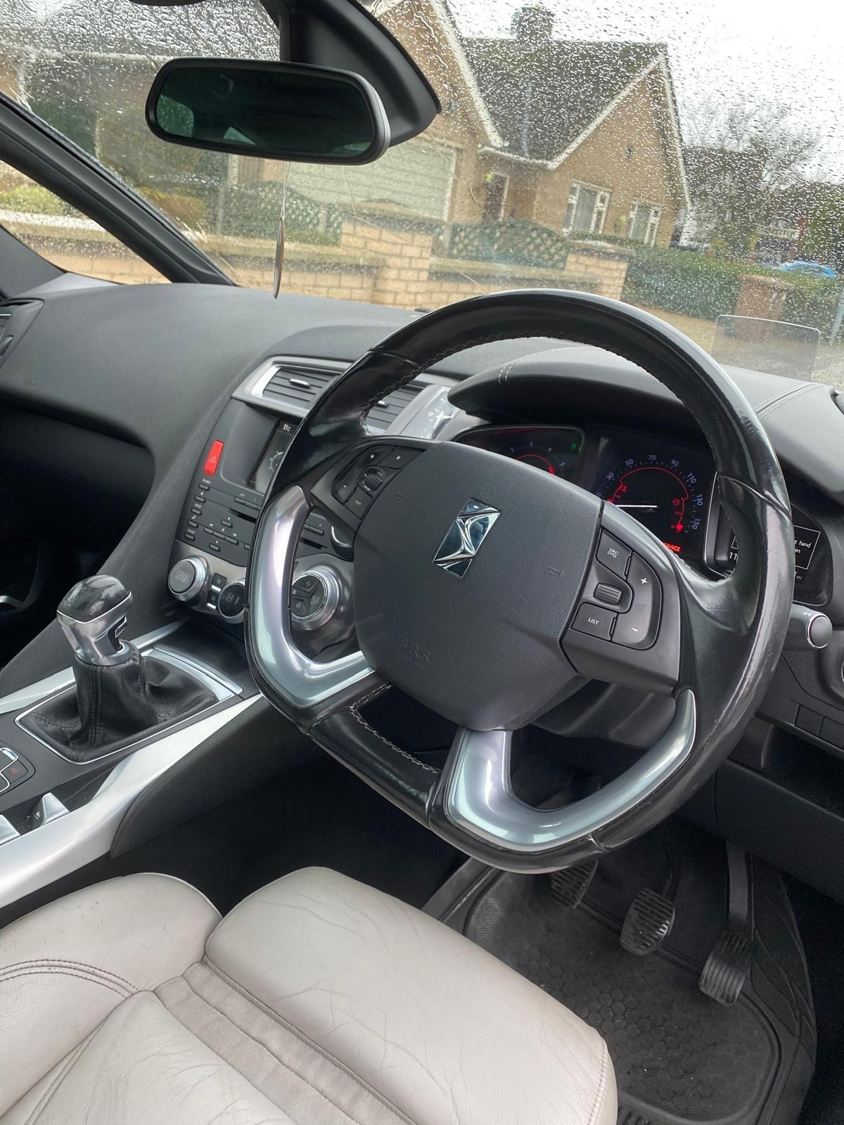 Used Citroen DS5 2014 for sale - 76759442: Photo 10