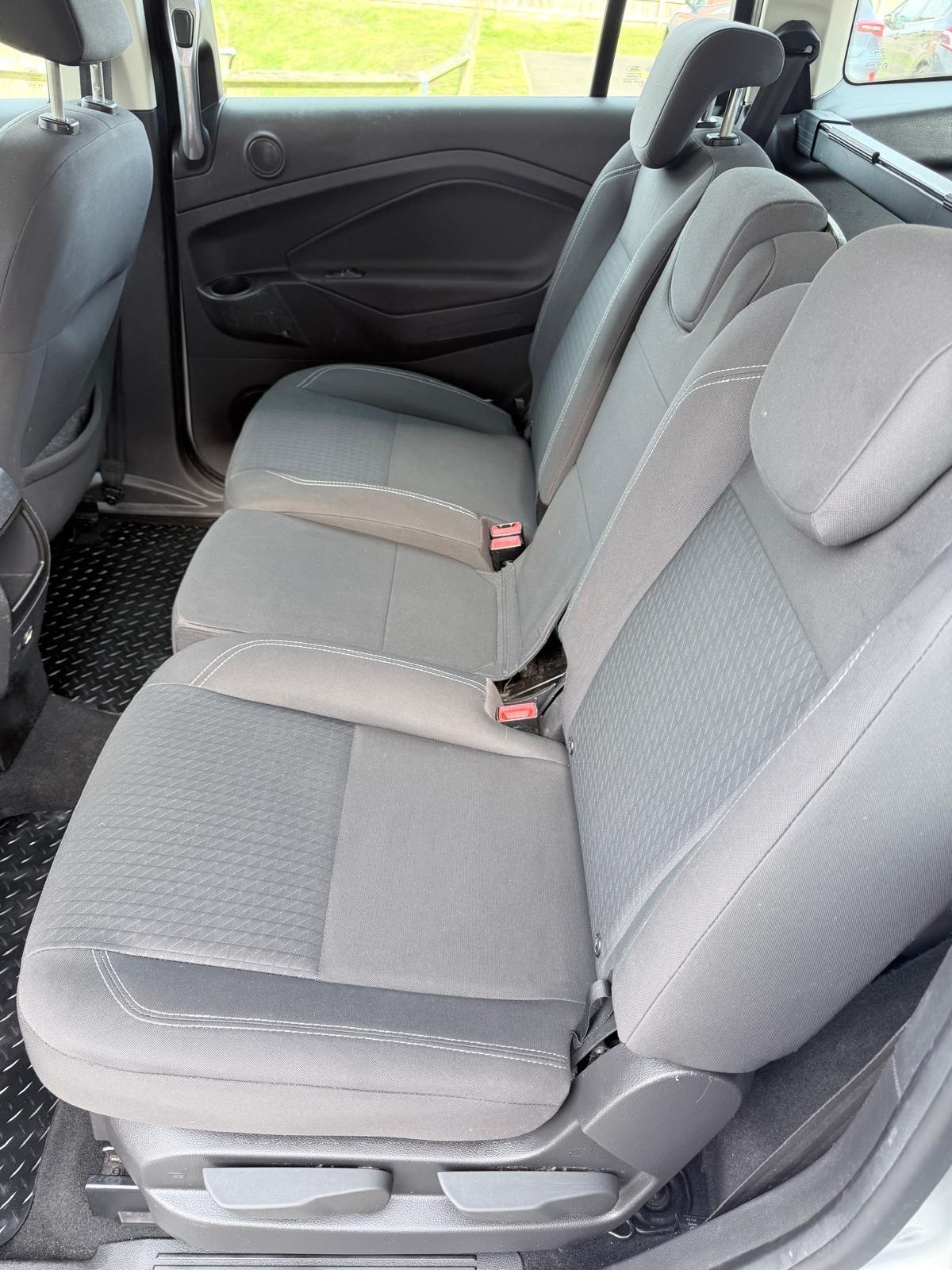 Used Ford Grand C-Max 2015 for sale - 77898223: Photo 14