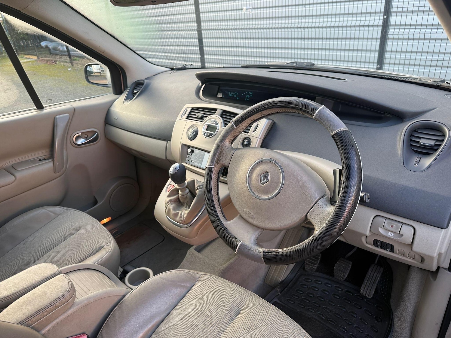 Used Renault Scenic 2007 for sale - 77267269: Photo 24