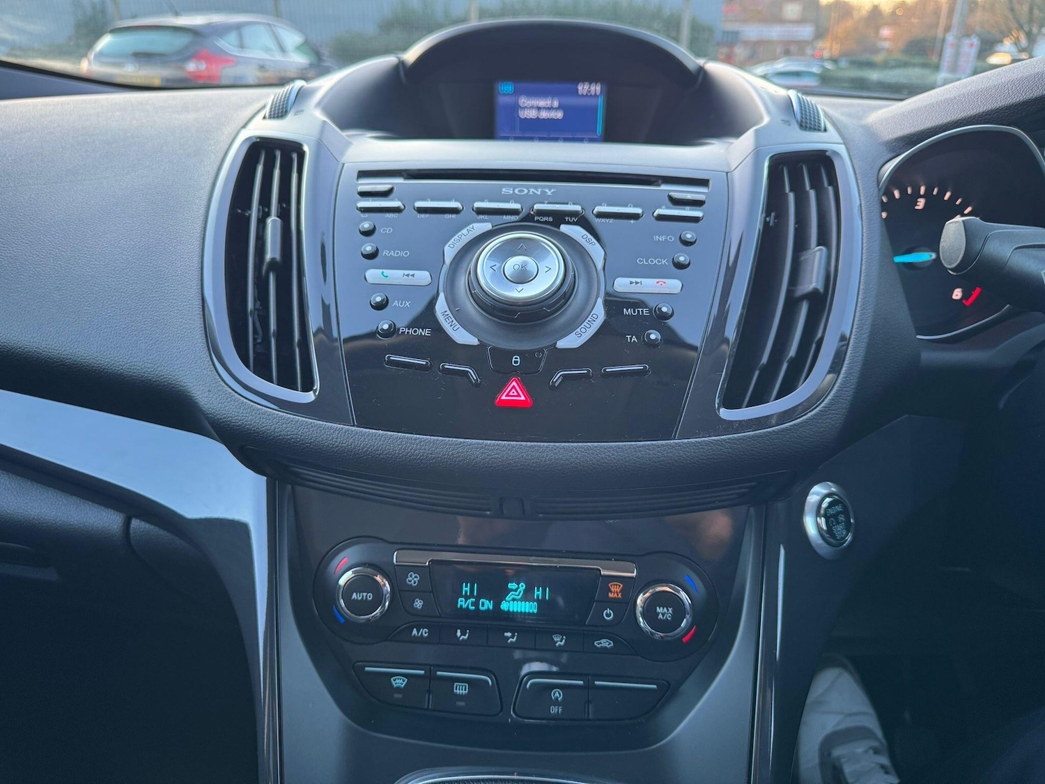 Used Ford Kuga 2015 for sale - 77440448: Photo 13